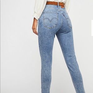 Levi Mile High Skinny Jeans